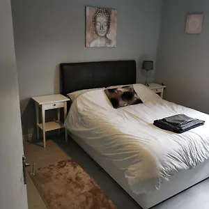  Homestay Lewis Square Town House